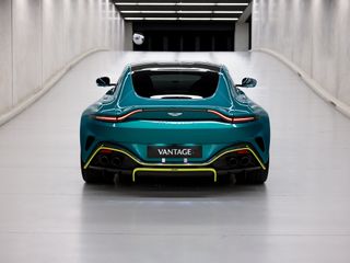 Aston Martin Vantage Coupe