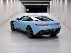 Aston Martin DB11 V8 Coupe