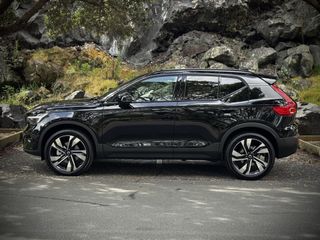 Volvo XC40 B4 AWD Ultra Dark