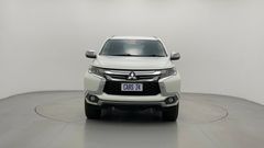 2015 MITSUBISHI PAJERO SPORT GLS (4x4)