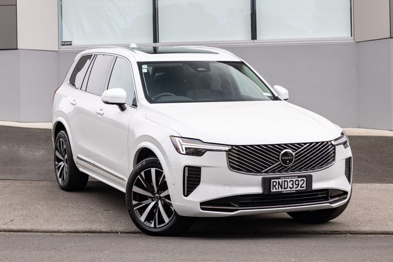 Volvo XC90 B5 AWD Plus