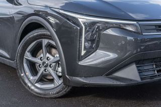 Kia K4