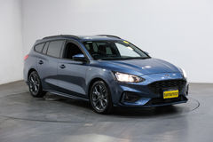 FORD FOCUS ST-Line