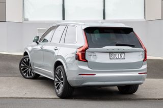 Volvo XC90 B5 AWD Ultra Bright