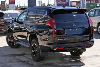 Mitsubishi Pajero Sport