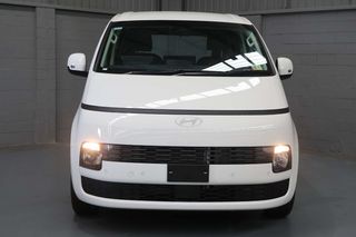Hyundai STARIA LOAD