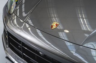 Porsche Cayenne Turbo 4.0PT/4WD/8AT