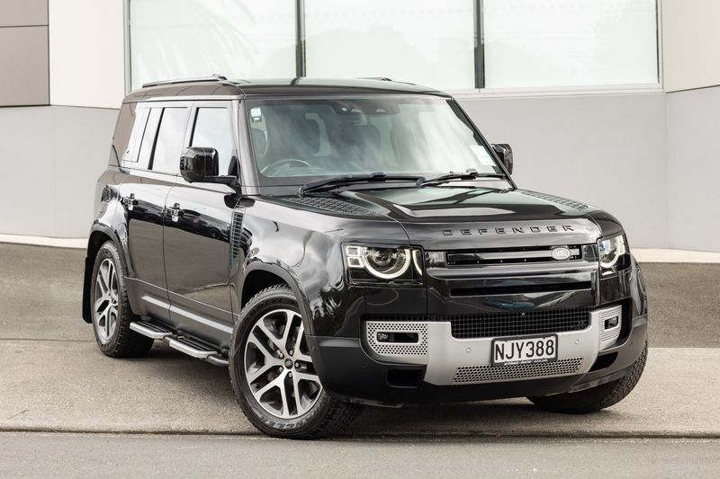 Land Rover Defender 110 D300 SE