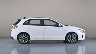 2017 HYUNDAI I30 SR (SUNROOF)
