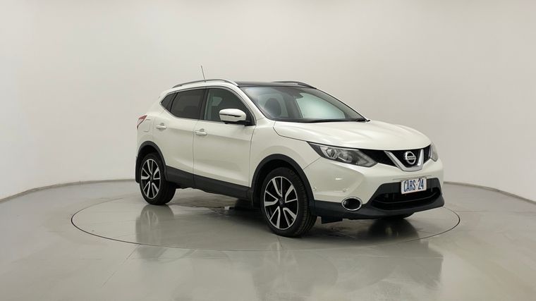 2017 NISSAN QASHQAI Ti