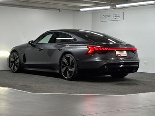 Audi e-tron ET GT quattro