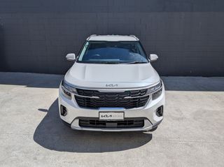 Kia Seltos LX + 2L IVT Auto