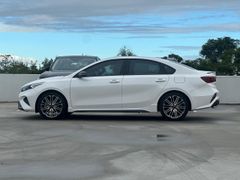 KIA CERATO GT