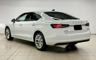 Skoda Superb Selection mHEV 110kW