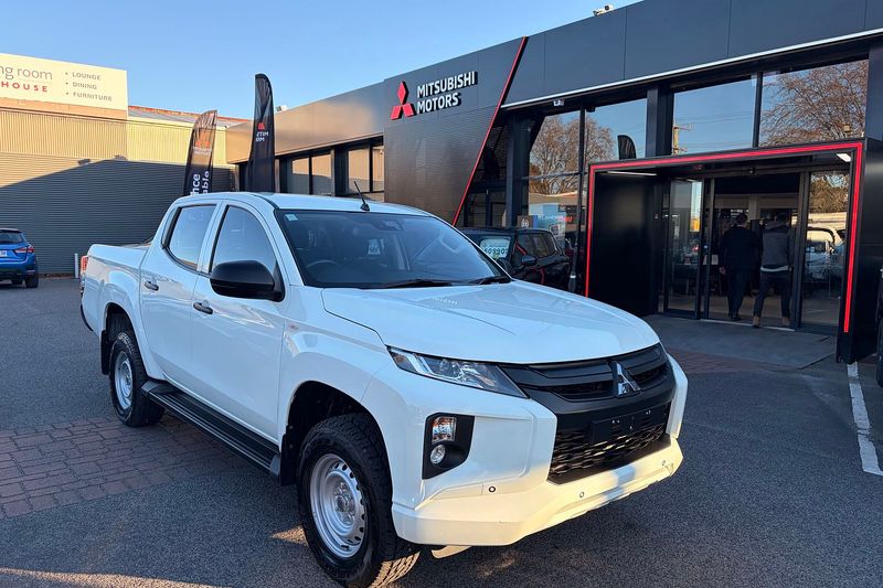 Mitsubishi Triton