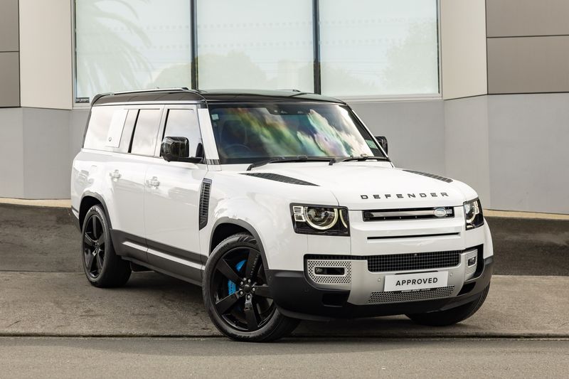 Land Rover Defender 130 P400 HSE
