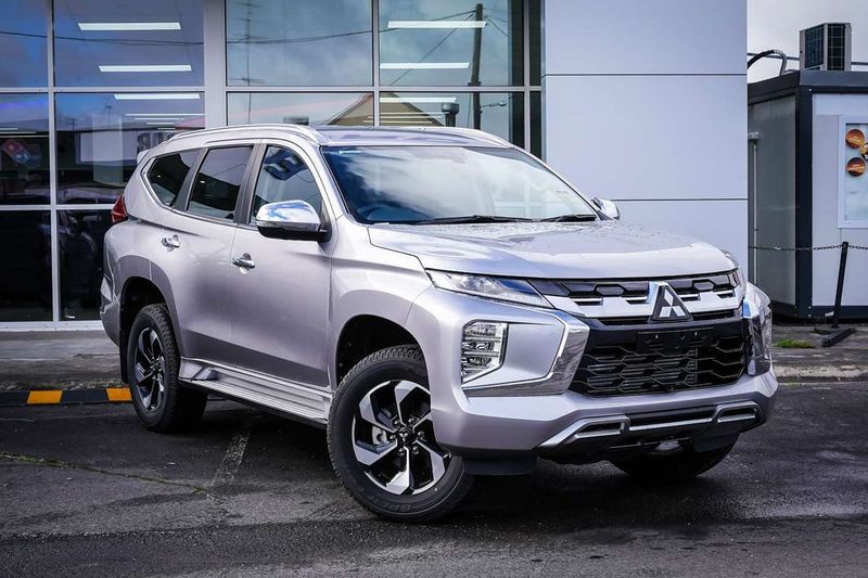 Mitsubishi Pajero Sport