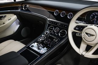 Bentley Continental GT V8