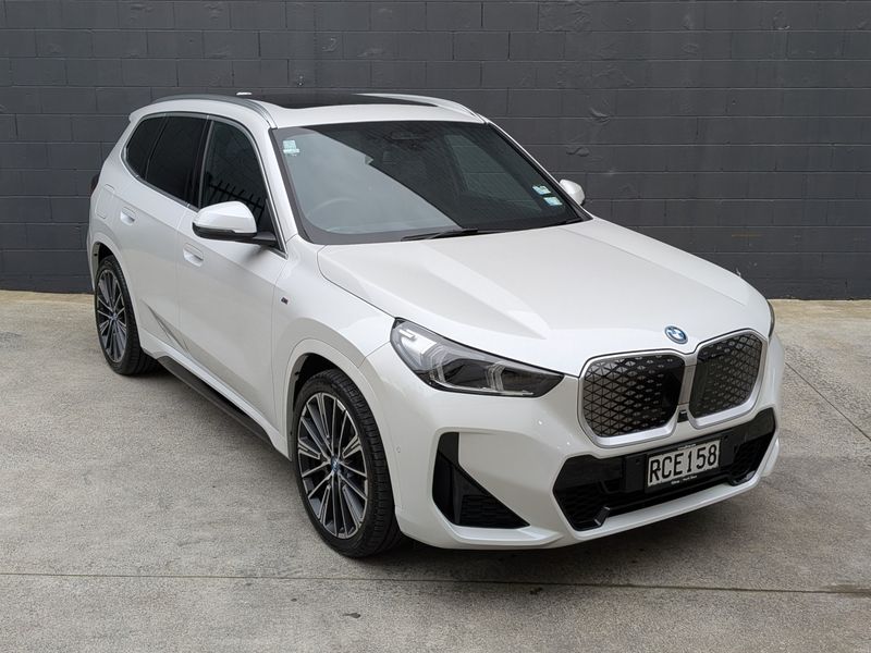 BMW iX1 XDRIVE30
