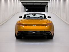 Aston Martin DB11 Volante