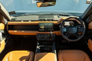 Land Rover Defender 110 V8 P525