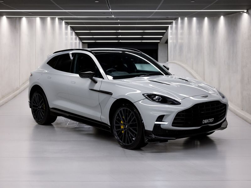 Aston Martin DBX DBX707