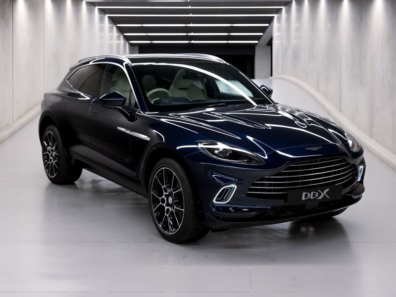 Aston Martin DBX