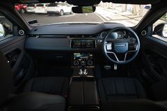 Land Rover Range Rover Evoque P300e R-Dynamic SE