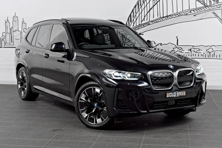 BMW iX3