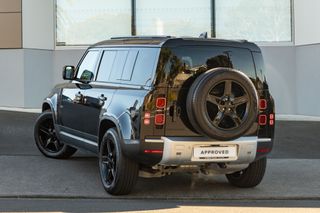 Land Rover Defender 110 D250 S