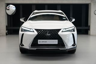 Lexus UX 250h Limited