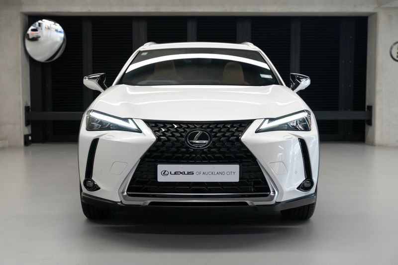 Lexus UX 250h Limited