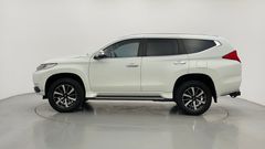 2015 MITSUBISHI PAJERO SPORT GLS (4x4)