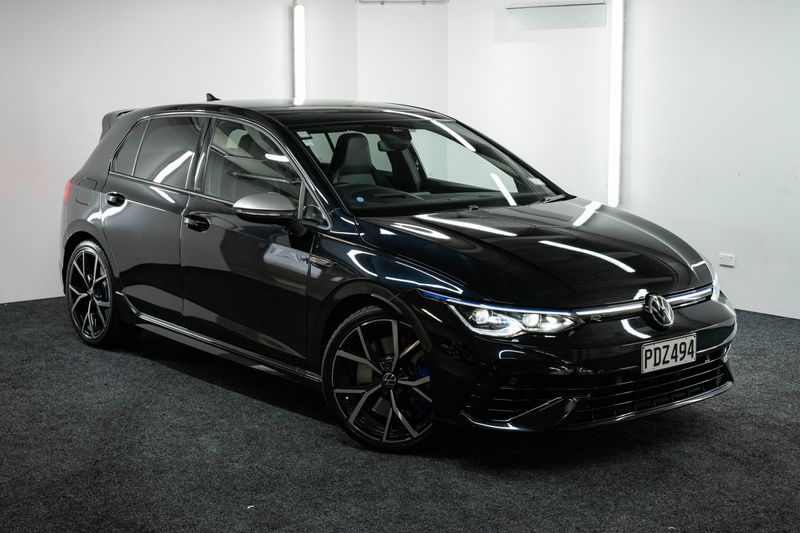 Volkswagen Golf R DSG 2.0PT/4WD/7AT