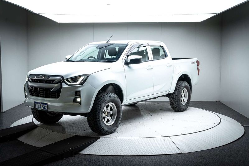 Isuzu D-MAX