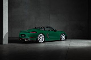 Porsche 718 Spyder RS (982)