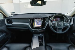 Volvo XC60 B5 AWD Plus