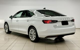 Skoda Superb Selection mHEV 110kW