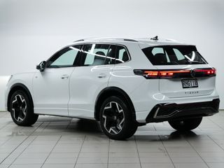 Volkswagen Tiguan R-Line 2WD