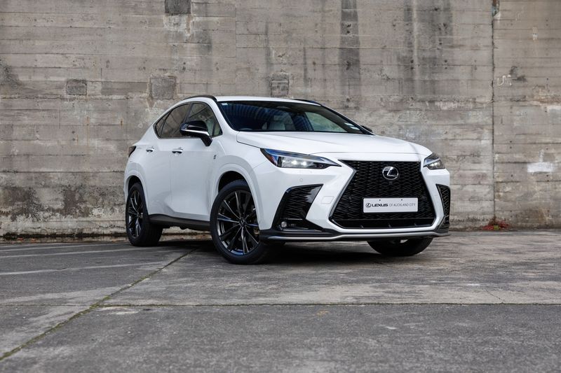 Lexus NX 450h+ F Sport