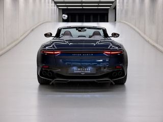 Aston Martin DBS Superleggera Volante