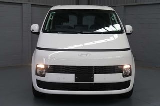Hyundai STARIA LOAD