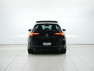 Volkswagen Golf GTI Touring
