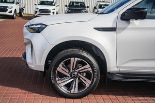 Isuzu MU-X