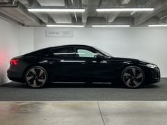 Audi e-tron RS GT quattro