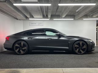 Audi e-tron ET GT quattro