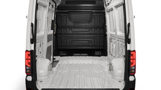 Volkswagen Crafter 35 Mwb 103 2.0Dt/8At