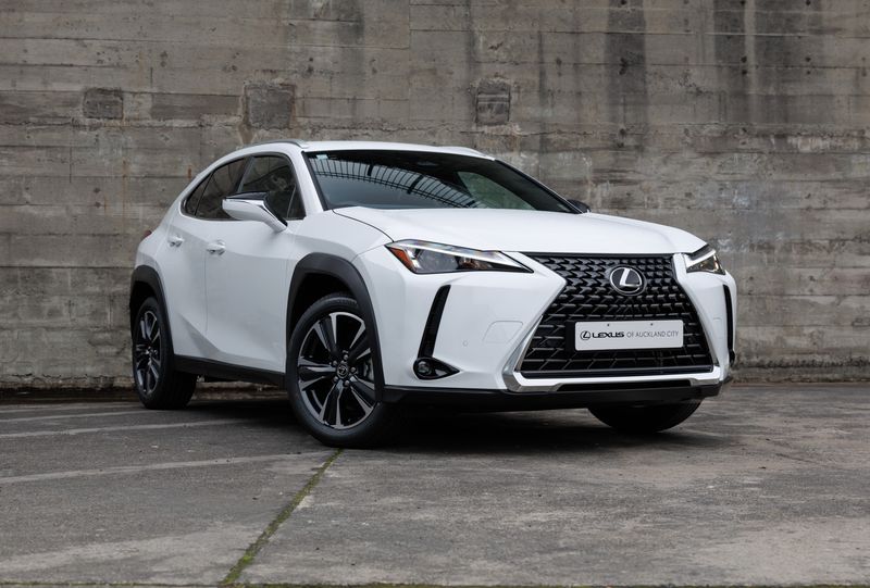 Lexus UX 300h Premium
