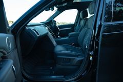 Land Rover Discovery D300 Dynamic HSE