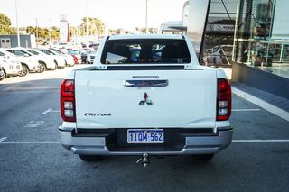 Mitsubishi Triton
